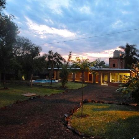 Posada Yvoty Hotel Puerto Iguazu Exterior photo